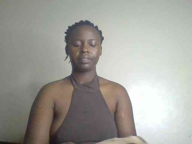 freakcurvy8