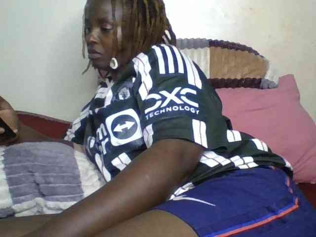 freakcurvy8 freakcurvy8