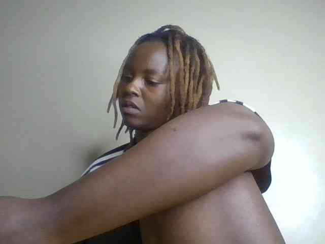 freakcurvy8 freakcurvy8