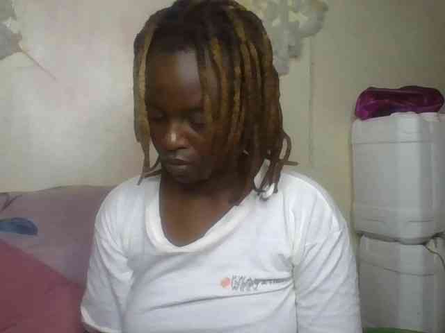 freakcurvy8 freakcurvy8