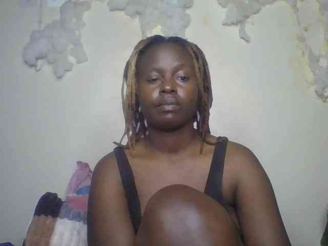 freakcurvy8 webcam