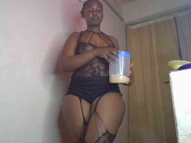 online web cam porn Freakcurvy8