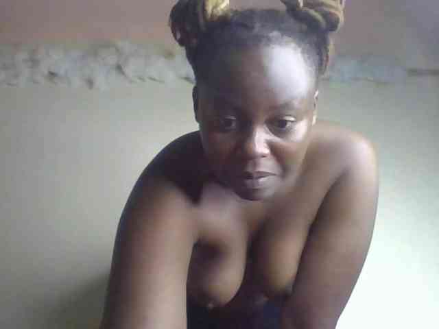 freakcurvy8
