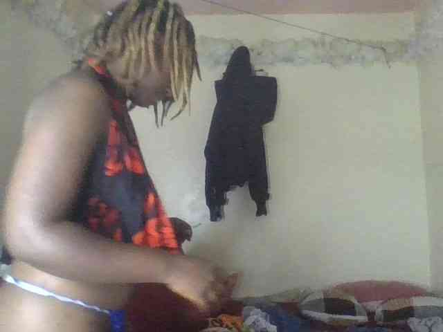 freakcurvy8 freakcurvy8