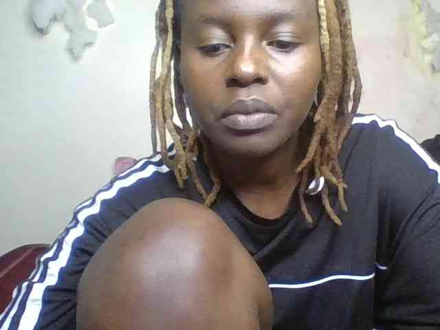 freakcurvy8 freakcurvy8