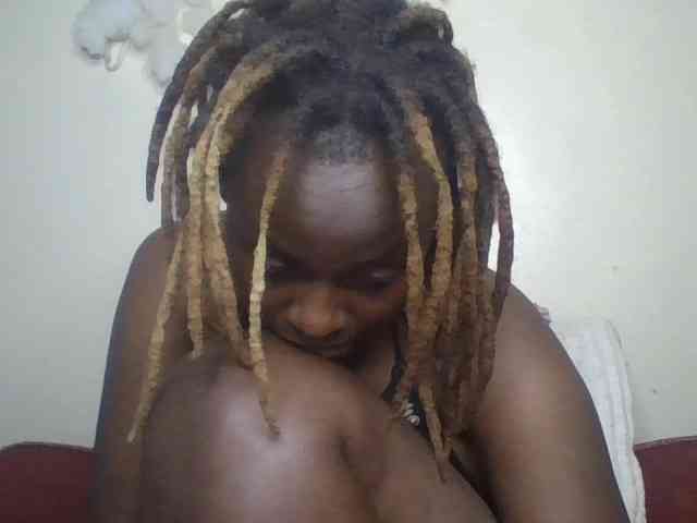 freakcurvy8 webcam