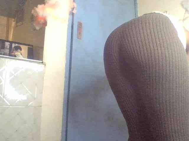 freakcurvy8