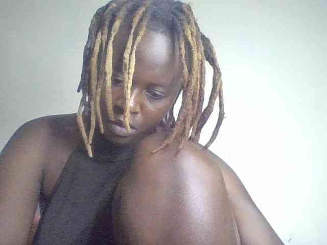 freakcurvy8 webcam