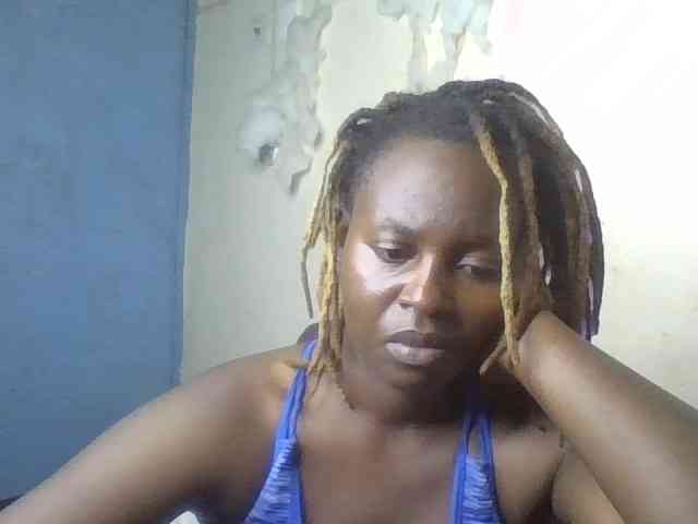 freakcurvy8 freakcurvy8