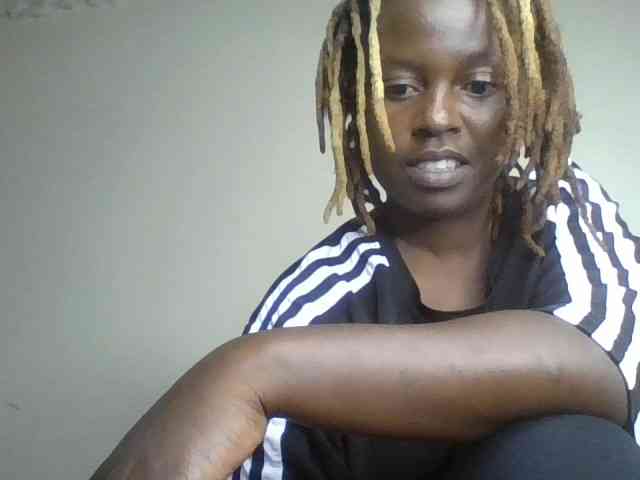 freakcurvy8 freakcurvy8