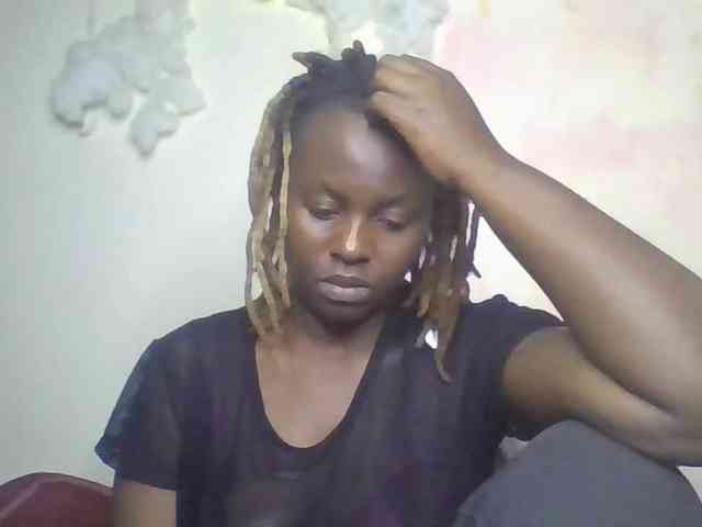 freakcurvy8 freakcurvy8