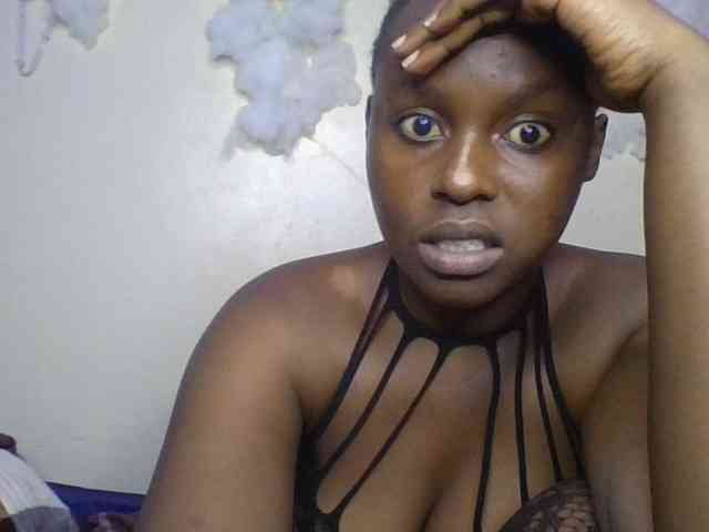 freakcurvy8 webcam