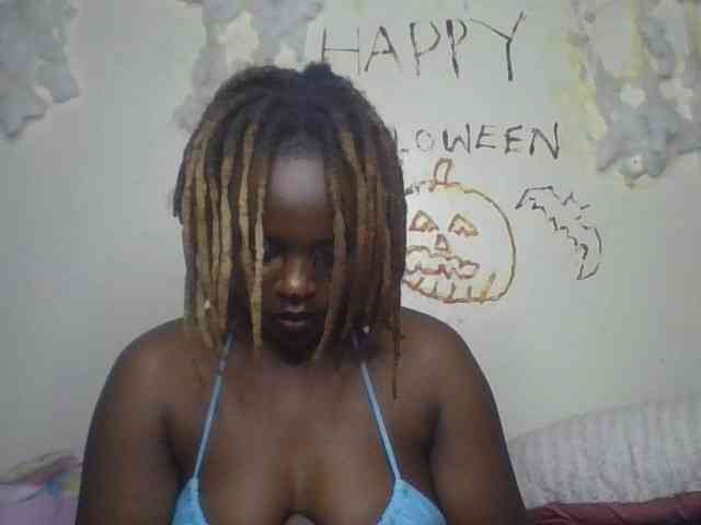 freakcurvy8 freakcurvy8