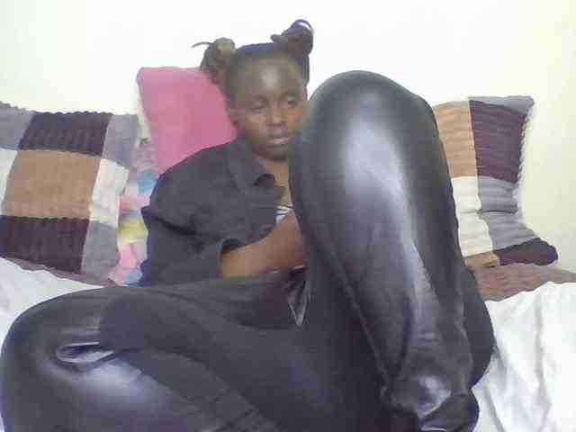 freakcurvy8 webcam