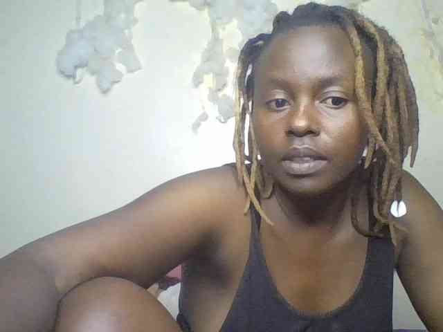 freakcurvy8 webcam