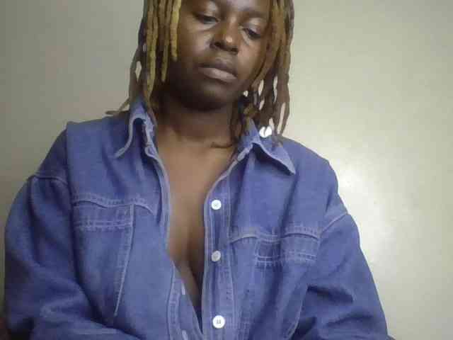 freakcurvy8 freakcurvy8