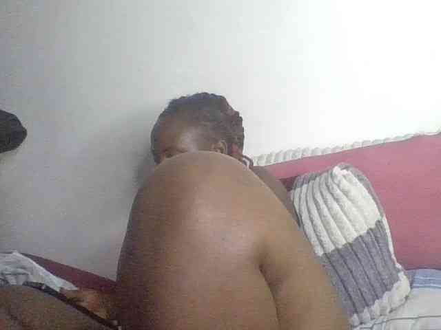 freakcurvy8 freakcurvy8