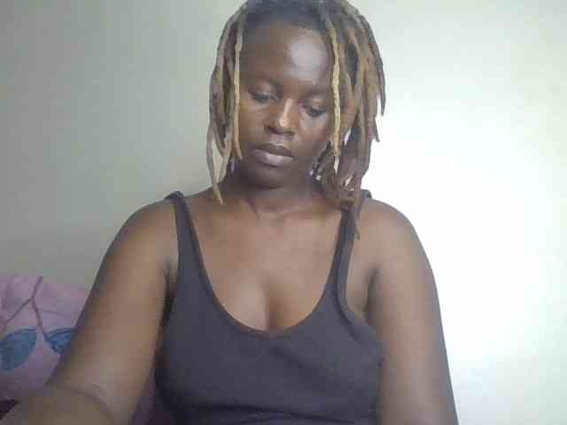 freakcurvy8 freakcurvy8