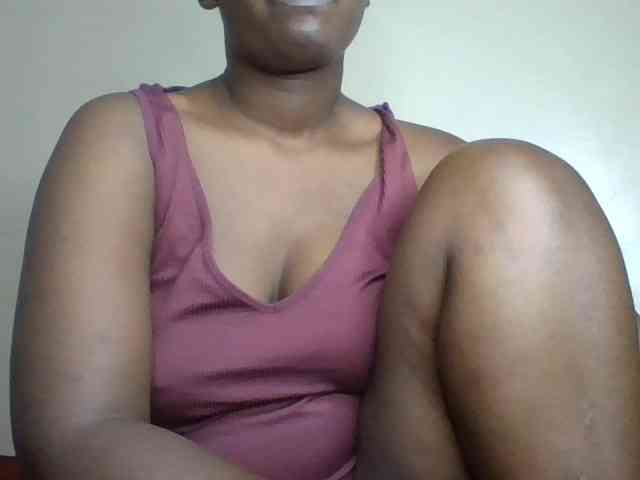 freakcurvy8