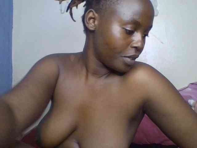 freakcurvy8
