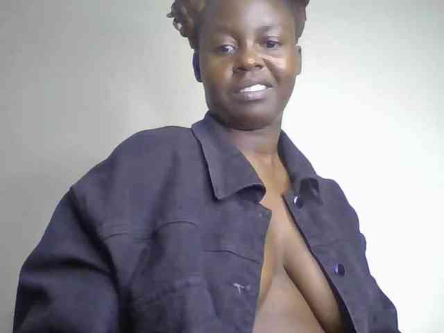 freakcurvy8