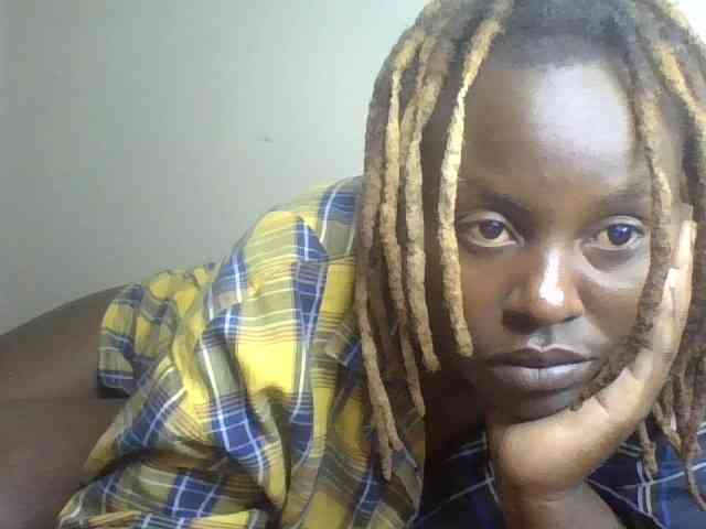 freakcurvy8 freakcurvy8