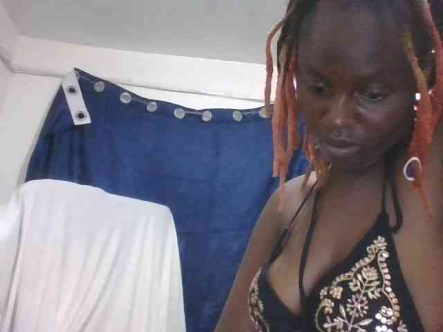 freakcurvy8 freakcurvy8