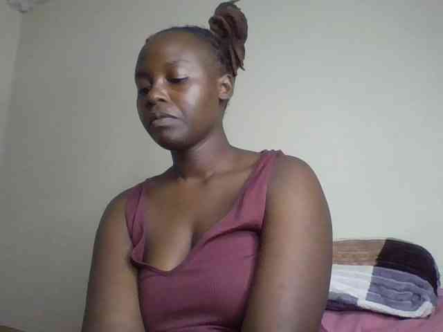 freakcurvy8
