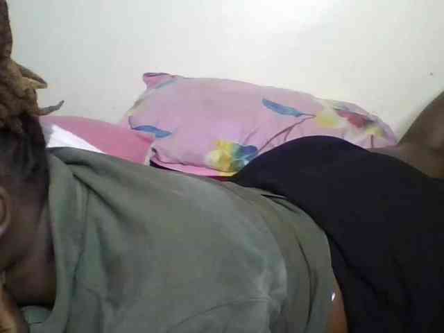 freakcurvy8 webcam