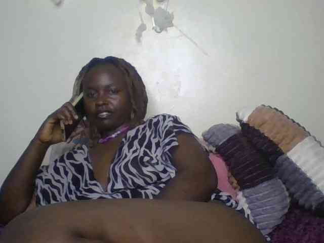 freakcurvy8