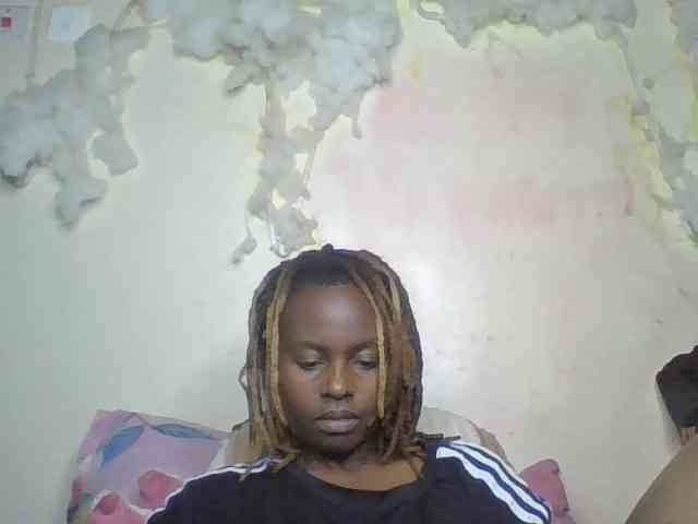 freakcurvy8 freakcurvy8