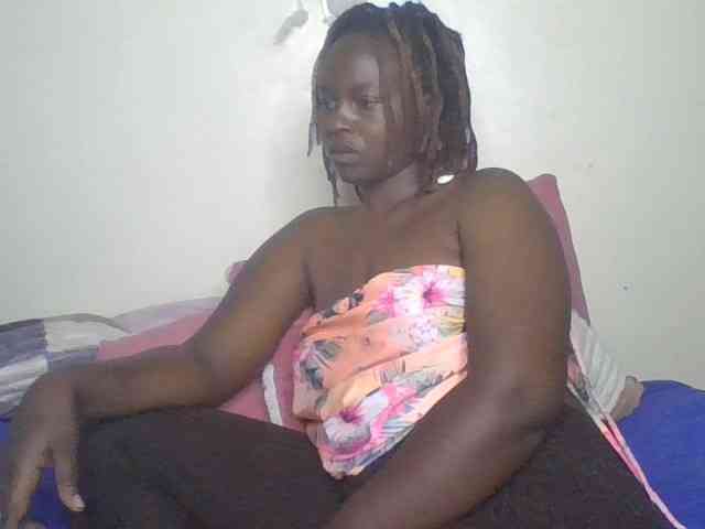 freakcurvy8 webcam