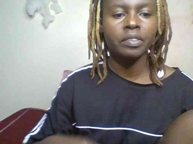 freakcurvy8 freakcurvy8