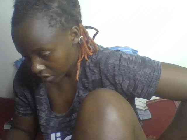 freakcurvy8 freakcurvy8