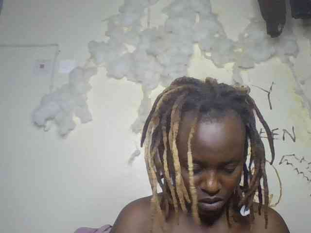 freakcurvy8 freakcurvy8