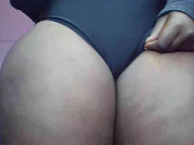freakcurvy8 webcam