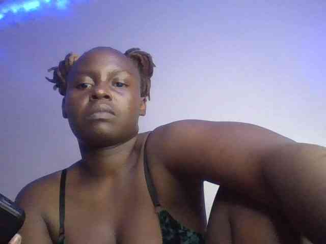 freakcurvy8 webcam