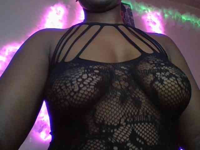 freakcurvy8 webcam