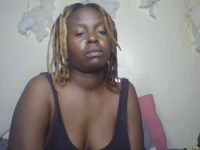 freakcurvy8 webcam