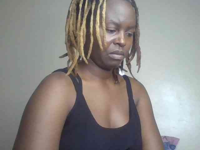 freakcurvy8 freakcurvy8