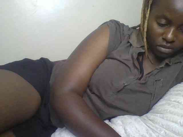 freakcurvy8 webcam