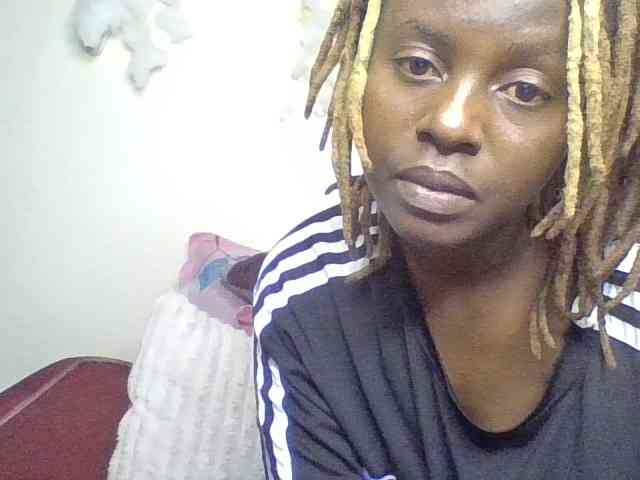 freakcurvy8 freakcurvy8