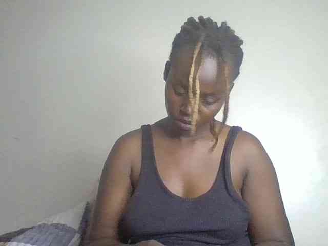 freakcurvy8 webcam