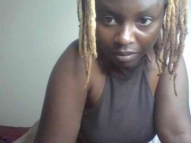 freakcurvy8 webcam