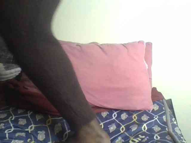 freakcurvy8 webcam
