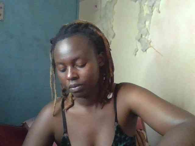 freakcurvy8 freakcurvy8