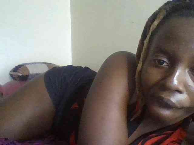 freakcurvy8 freakcurvy8