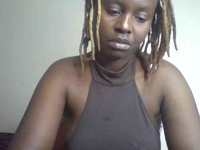 freakcurvy8 webcam