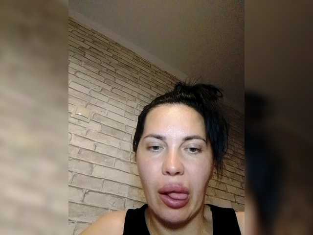 Zametnaya's BongaCams show and profile