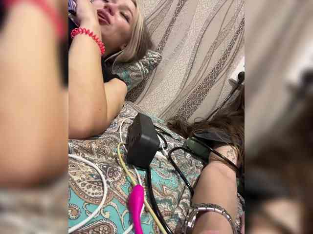 web cam nude MyyyFacts